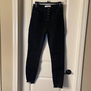 Like New KanCan Black Exposed Button High Rise Jeans Style #KC7273BK Size 7/27